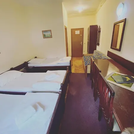 Panzió Prenociste 6 Soba 3*