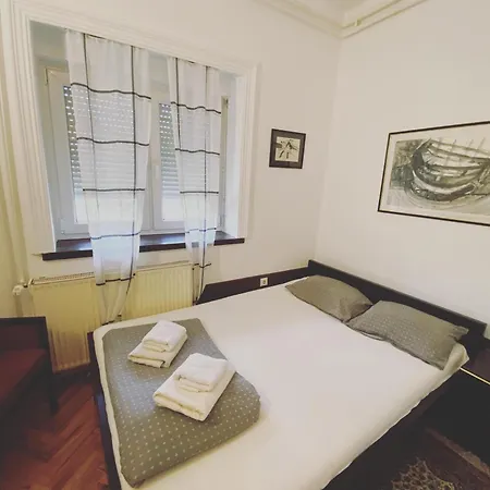 Prenociste 6 Soba Palics