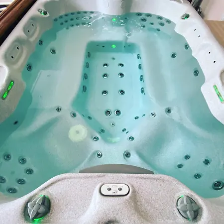 Prenociste 6 Soba Panzió 3*