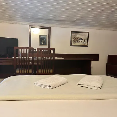 Prenociste 6 Soba 3* Palić