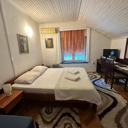 Panzió Prenociste 6 Soba