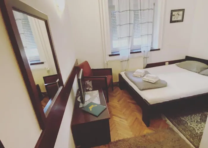 Prenociste 6 Soba 3*