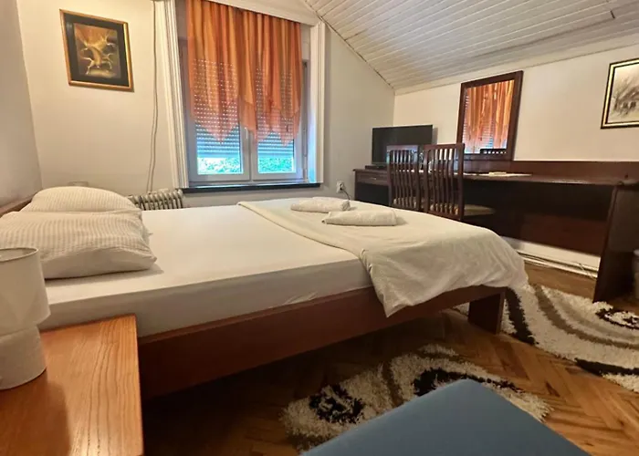 Prenociste 6 Soba 3*