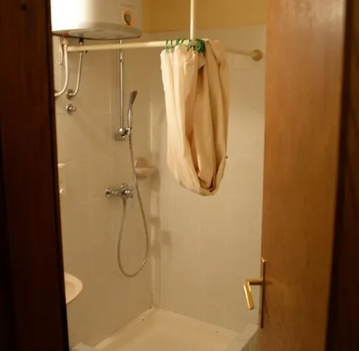 Prenociste 6 Soba 3*